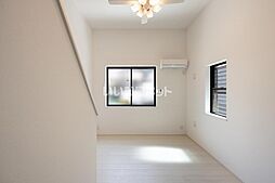 アザ−レ・ディオン相模大野 204 2階1Kのリビング/ダイニング