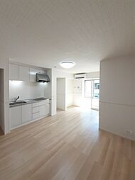 クラール勅使イーストＢ 103 1階1LDKのリビング/ダイニング