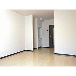 ジュネス 105 1階ワンルームのリビング/ダイニング