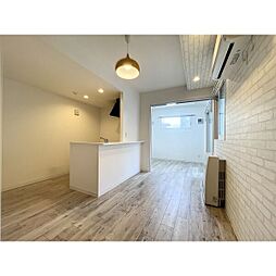 GIULIA(ジュリア)196 105 1階1LDKのリビング/ダイニング