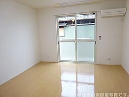 エトワール 207 2階1Kのリビング/ダイニング