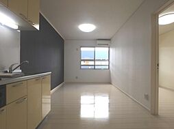 GARDEN　MIYAKOII 203 2階1LDKのリビング/ダイニング