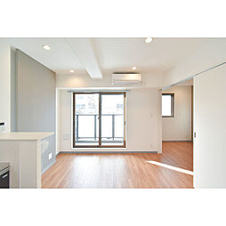 BROAD七条河原町RESIDENCE 0301 3階1LDKのリビング/ダイニング