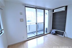 アーバンウェル茨木 1102 11階1Kのリビング/ダイニング