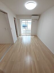 アクア　ドラセナＢ 102 1階1LDKのリビング/ダイニング