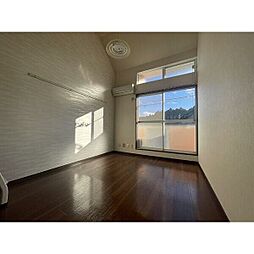 ヴァルーンレイム8 205 2階1Kのリビング/ダイニング