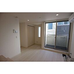 RIZEST レガーロ東照宮 105 1階ワンルームのリビング/ダイニング