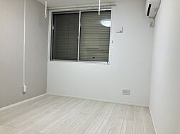 カインドネス国分寺本多 102 1階ワンルームのリビング/ダイニング