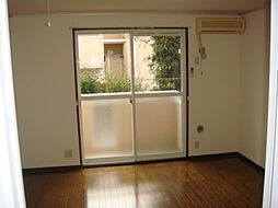 フォーダイヤモンズタウン　Ｅ 120 1階1Kのリビング/ダイニング