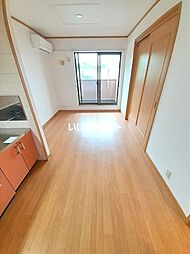 ロッソ・コルサＡ 202 2階2LDKのリビング/ダイニング