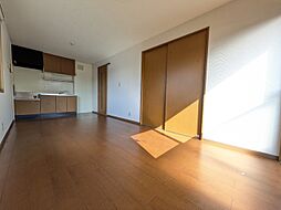 シャルムタウン開成　B棟 205 2階3LDKのリビング/ダイニング