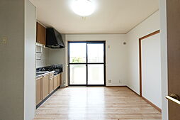 グランドール渡辺　Ａ 202 2階2DKのリビング/ダイニング