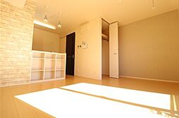 ラフェリア 102 1階1LDKのリビング/ダイニング