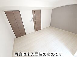 アイルプレミアム西新宿 207 2階1Kのリビング/ダイニング