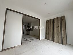 アート門真本町 302 3階1LDKのリビング/ダイニング