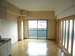 ソレアード祇園 302 8階3LDKのリビング/ダイニング