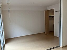 ロイヤル・メゾン　B棟 B103 1階2LDKのリビング/ダイニング