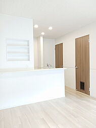 アリビオ 103 1階2LDKのリビング/ダイニング