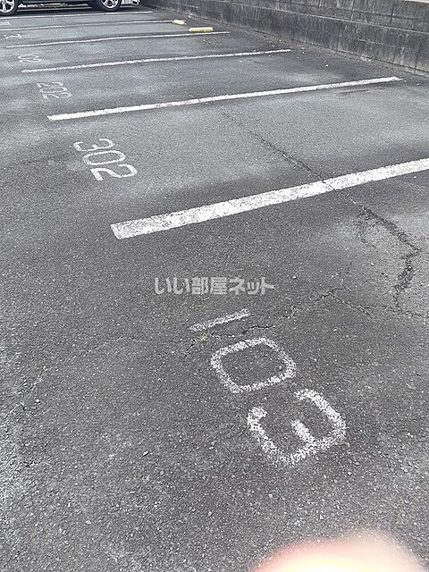 5 / 11