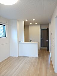 セレニティII 103 1階1LDKのリビング/ダイニング