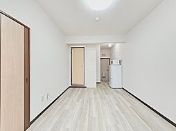 コーポスズキ 108 1階ワンルームのリビング/ダイニング