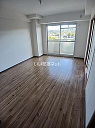 ヒュースー丘弐番館 306 3階3LDKのリビング/ダイニング