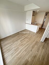 エスリードレジデンス梅田グランゲート 602 6階1LDKのリビング/ダイニング