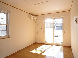 サニープラシードＡ 102 1階1LDKのリビング/ダイニング