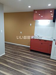 New Port Villa 302 2階ワンルームのリビング/ダイニング