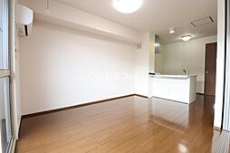 ファセリア　B 201 2階2DKのリビング/ダイニング