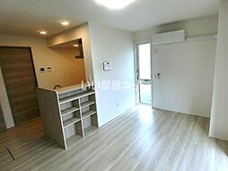 エルタスコート成田町 110 1階1LDKのリビング/ダイニング