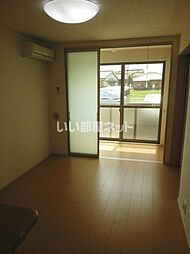 フレスクーラ 105 1階1LDKのリビング/ダイニング