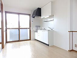 フレールM 203 2階2DKのリビング/ダイニング