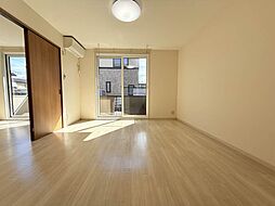 バリュージュＺＥＮ 101 1階2DKのリビング/ダイニング