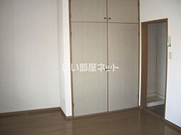 エトワール麻里布 302 3階1Kのリビング/ダイニング