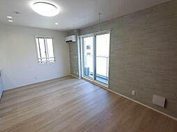 マヌール 303 3階ワンルームのリビング/ダイニング