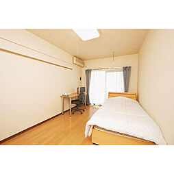 ドミール泉中央 104 1階ワンルームのリビング/ダイニング