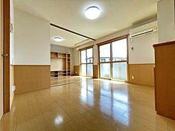 ファインシーク　A棟 A202 2階2LDKのリビング/ダイニング