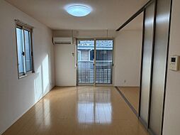 La vie est belle （ラヴィ エ ベル） 202 2階1LDKのリビング/ダイニング