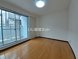 神戸ハーバービュー 301 3階ワンルームのリビング/ダイニング