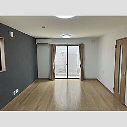 残堀戸建 -- 1階2LDKのリビング/ダイニング