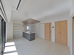 JR豊肥本線 武蔵塚駅 徒歩22分の賃貸マンション 5階3LDKのリビング/ダイニング