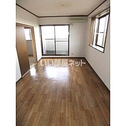 グリーンヒル 201 2階2LDKのリビング/ダイニング