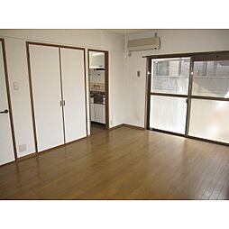 グレースＩ 103 1階1Kのリビング/ダイニング