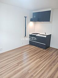 CARIN 102 1階1LDKのリビング/ダイニング