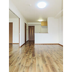 ハートフル　ウィステリア 203 2階2LDKのリビング/ダイニング