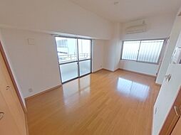 熊本電気鉄道 黒髪町駅 徒歩8分の賃貸マンション 3階ワンルームのリビング/ダイニング