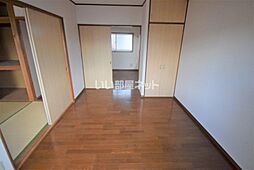 パークフルール 203 2階2DKのリビング/ダイニング