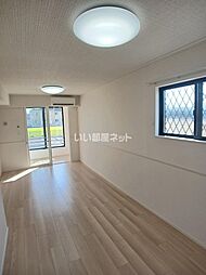 ベル・シャンス　II 101 1階1LDKのリビング/ダイニング