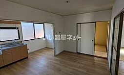 シャトー三ケ城　Ｃ棟 202 2階3LDKのリビング/ダイニング